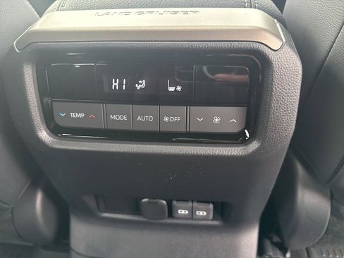 New 2026 Toyota Land Cruiser image 17