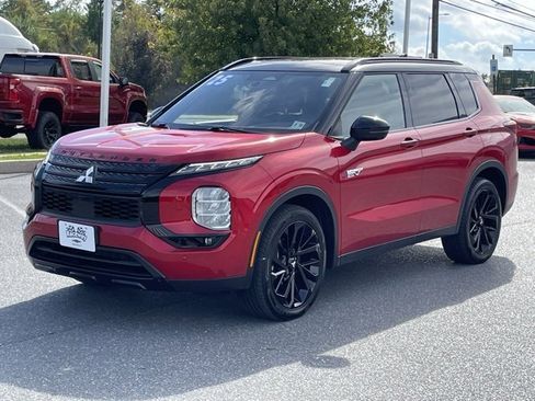 Used 2025 Mitsubishi Outlander SEL Black Edition image 13