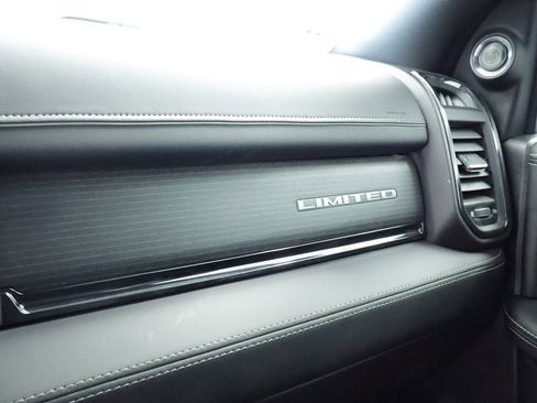Certified 2024 RAM 3500 Limited AWD/4WD image 42