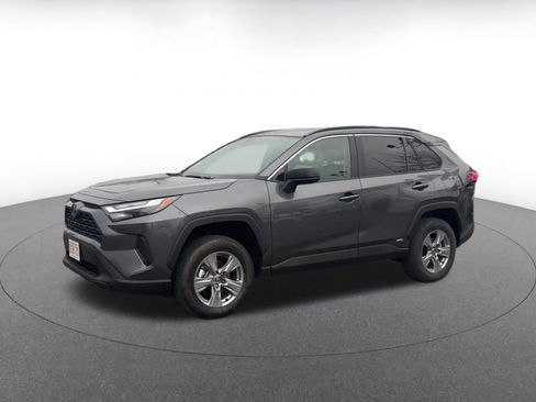 Used 2025 Toyota RAV4 LE image 8