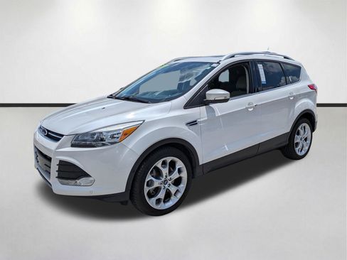 Used 2015 Ford Escape Titanium w/ Equipment Group 301A FWD image 8