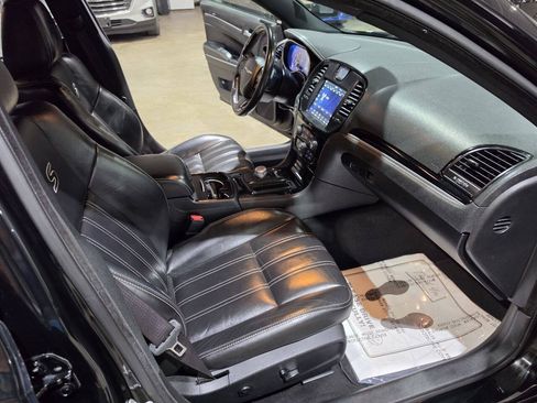 Used 2021 Chrysler 300 S RWD image 33