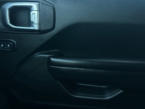 Used 2020 Jeep Wrangler Unlimited Sport image 20