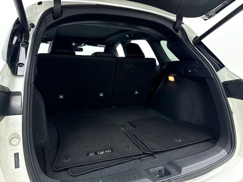 Used 2021 INFINITI QX50 Luxe w/ Appearance Package image 36