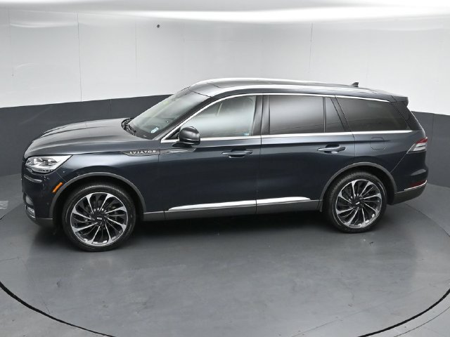 Used 2021 Lincoln Aviator Reserve w/ Equipment Group 202A AWD/4WD image 49