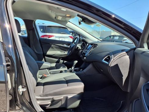 Used 2019 Chevrolet Cruze Premier w/ Driver Confidence II Package image 25