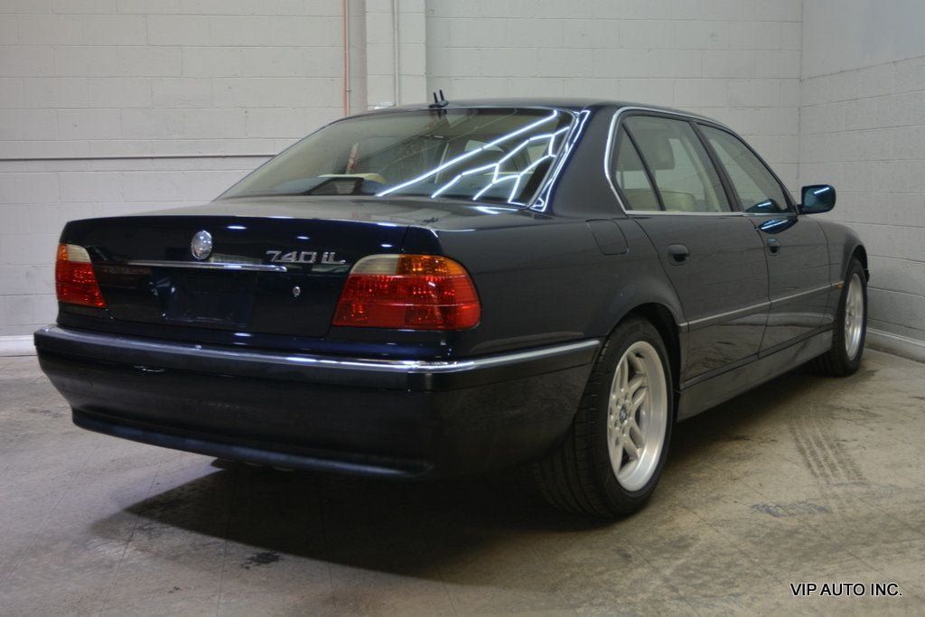 Used 2000 BMW 740iL RWD image 8