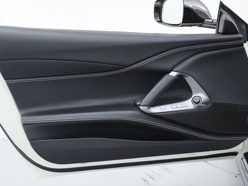 Certified 2019 Ferrari 812 Superfast image 31