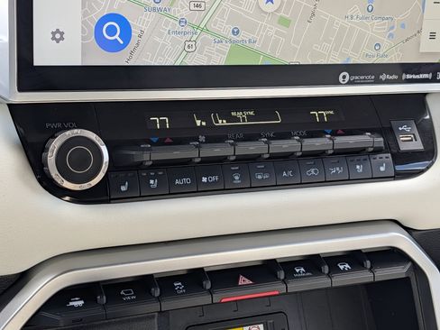 Used 2023 Toyota Sequoia Capstone image 23