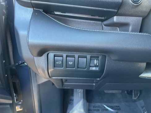 Used 2024 Subaru Ascent Limited w/ Technology Package image 27