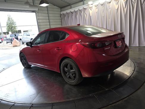 Used 2017 MAZDA MAZDA3 Grand Touring w/ Premium Equipment Package FWD image 7