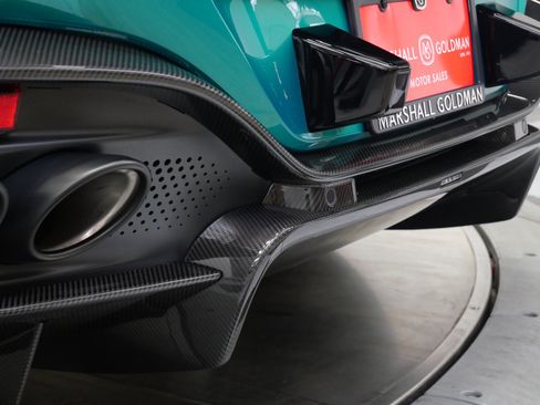 Used 2025 Aston Martin V8 Vantage Coupe image 47