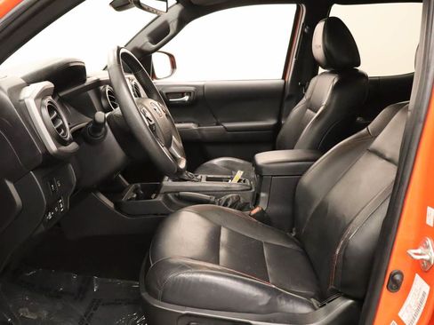 Used 2023 Toyota Tacoma TRD Pro AWD/4WD image 17
