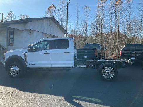 New 2026 Ford F450 XL image 8