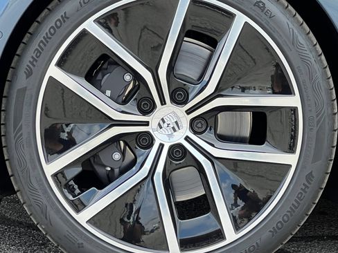 New 2026 Porsche Taycan AWD/4WD image 15