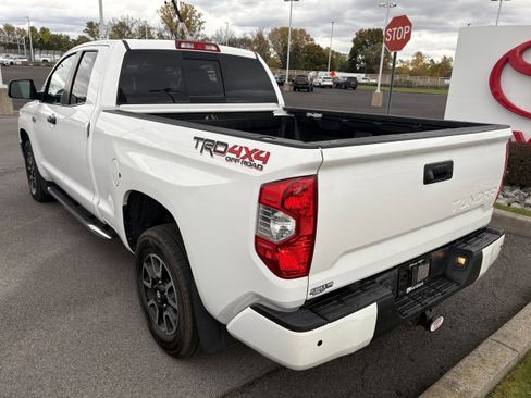 Used 2016 Toyota Tundra SR5 image 6