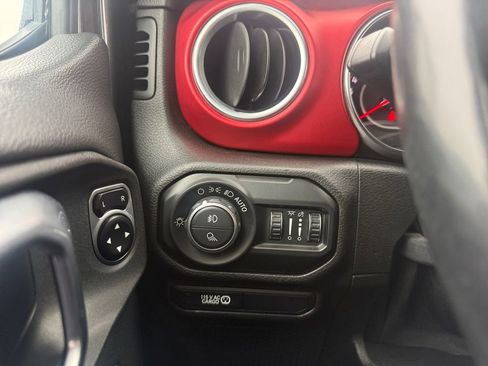 Used 2020 Jeep Gladiator Rubicon w/ Dual Top Group image 22