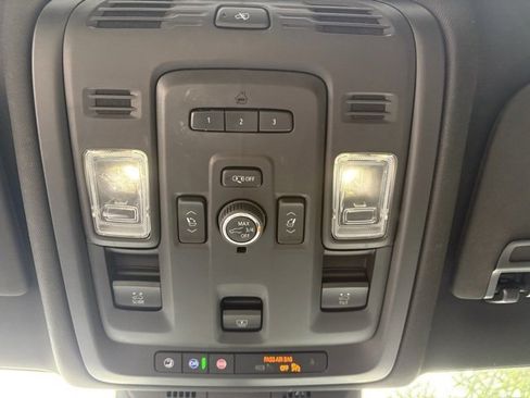 Certified 2022 Cadillac Escalade Sport w/ Touring Package image 31