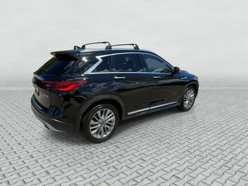Certified 2025 INFINITI QX50 Luxe w/ Accent Package AWD/4WD image 8