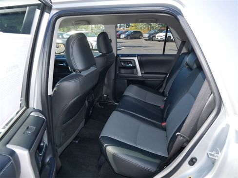 Certified 2024 Toyota 4Runner SR5 Premium image 12