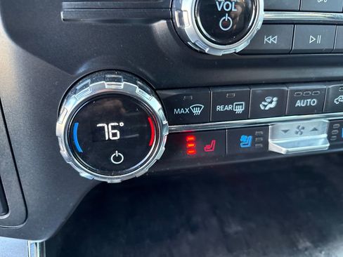 Used 2021 Ford F150 Lariat image 24