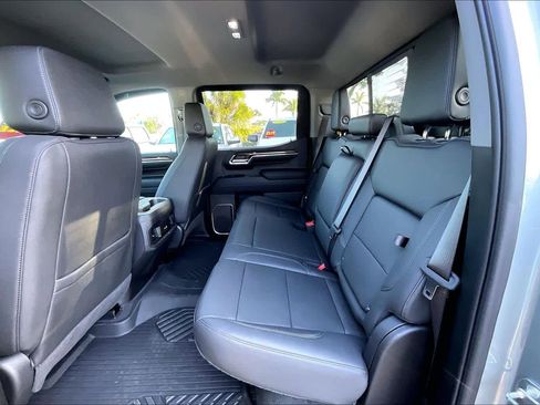 Used 2023 Chevrolet Silverado 1500 LT Trail Boss w/ LT Trail Boss Premium Package image 25