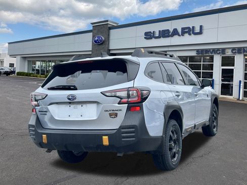 Certified 2022 Subaru Outback Wilderness w/ Wilderness Package image 7