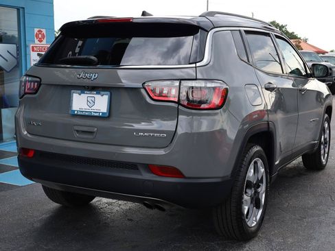 Used 2021 Jeep Compass Limited w/ Elite Interior Group AWD/4WD image 4