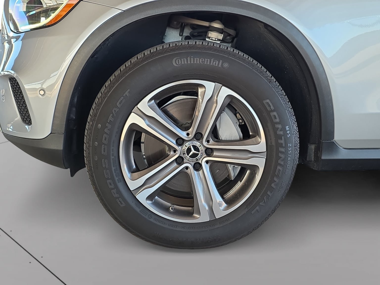 Used 2021 Mercedes-Benz GLC 300 4MATIC w/ Premium Package image 9