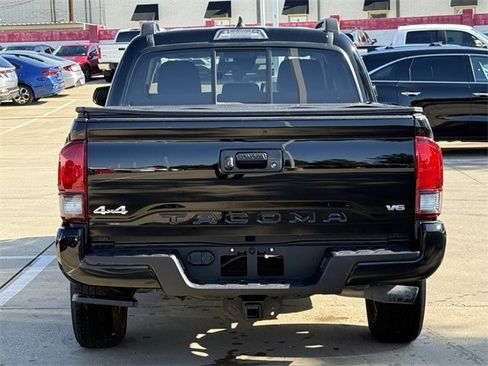 Used 2023 Toyota Tacoma SR image 5
