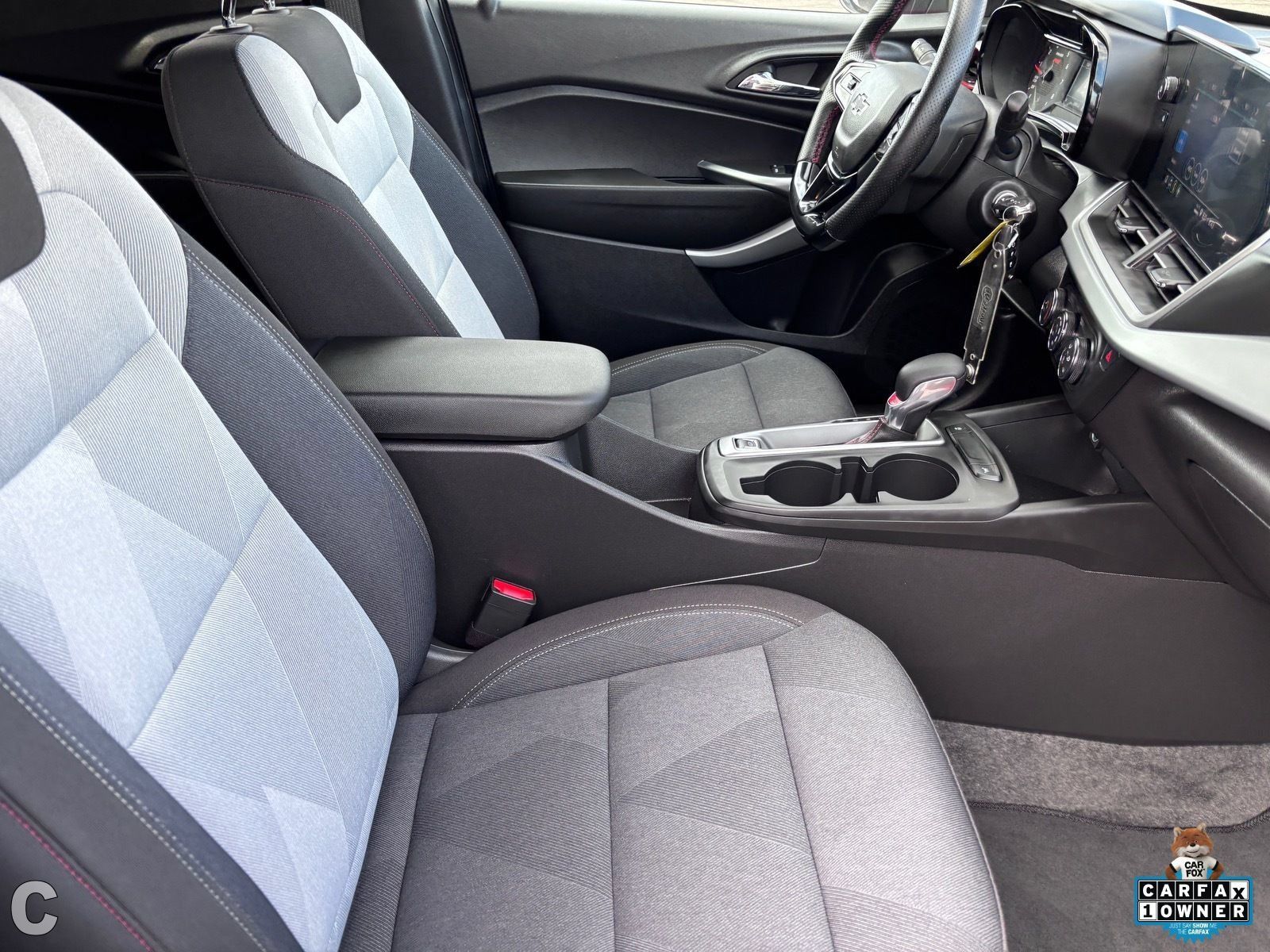 Used 2025 Chevrolet Trax RS w/ Driver Confidence Package FWD image 12