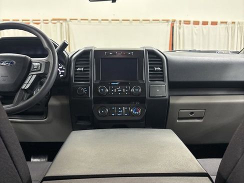 Used 2020 Ford F150 XL w/ Equipment Group 101A Mid AWD/4WD image 18