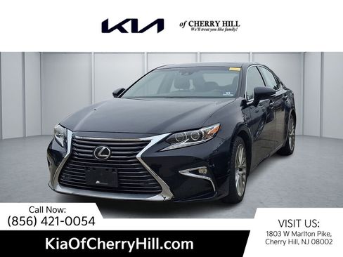 Used 2016 Lexus ES 350 350 w/ Luxury Package w/Wood Trim image 1