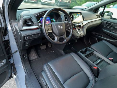 Used 2023 Honda Odyssey Sport image 17