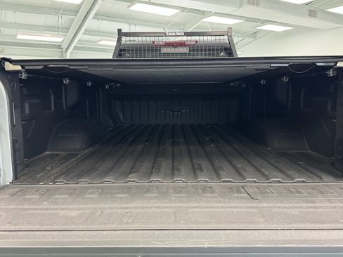 Used 2025 Chevrolet Silverado 2500 LTZ w/ LTZ Convenience Package AWD/4WD image 40