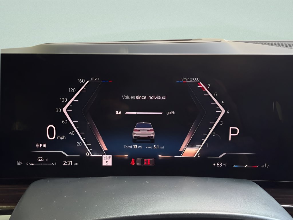 New 2027 BMW X7 xDrive40i w/ Executive Package AWD/4WD image 14