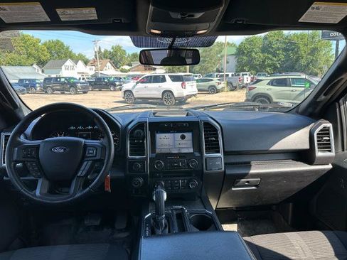Used 2016 Ford F150 XLT w/ Equipment Group 302A Luxury AWD/4WD image 22