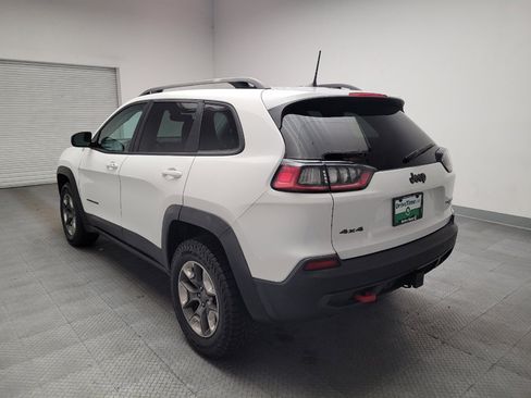 Used 2019 Jeep Cherokee Trailhawk AWD/4WD image 5
