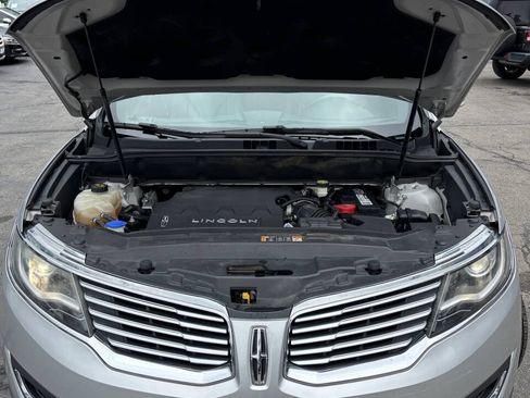 Used 2016 Lincoln MKX Reserve w/ Climate Package AWD/4WD image 30