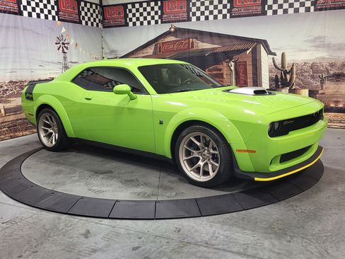 Used 2023 Dodge Challenger R/T Scat Pack image 1