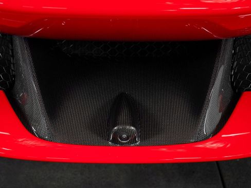 Used 2022 Ferrari SF90 Spider image 17
