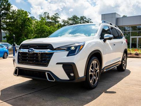 Used 2023 Subaru Ascent Touring AWD/4WD image 11
