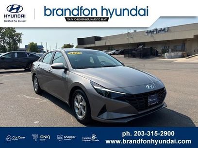 Used 2023 Hyundai Elantra SE