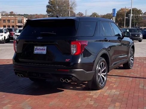 Used 2021 Ford Explorer ST w/ Equipment Group 401A image 9