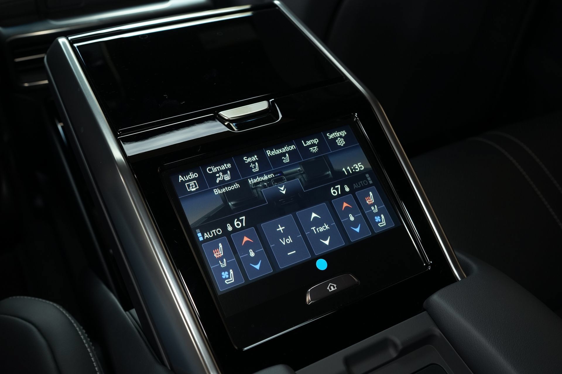 Used 2026 Lexus LX 700h Ultra Luxury w/ Accessory Package (Z1) AWD/4WD image 26