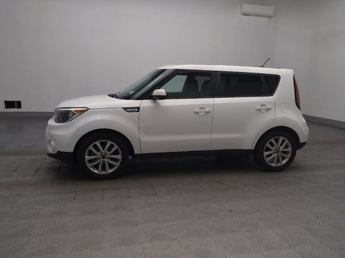Used 2019 Kia Soul + FWD image 2