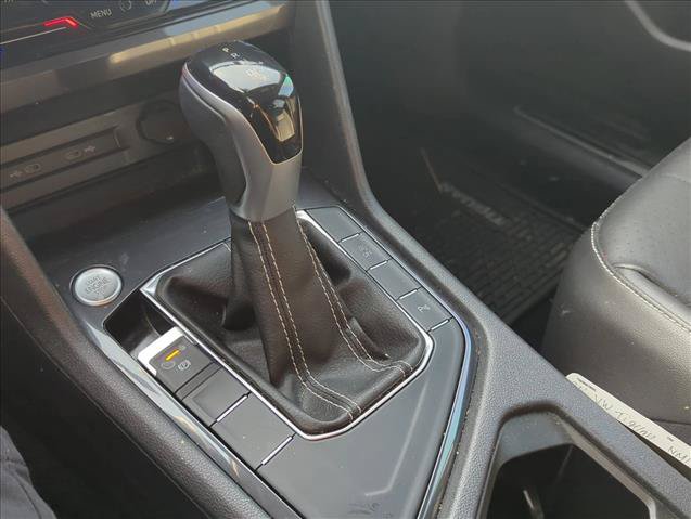 Used 2022 Volkswagen Tiguan SE R-Line FWD image 26