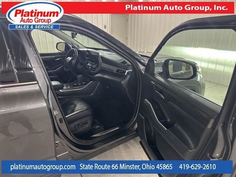 Used 2021 Toyota Highlander Platinum image 49