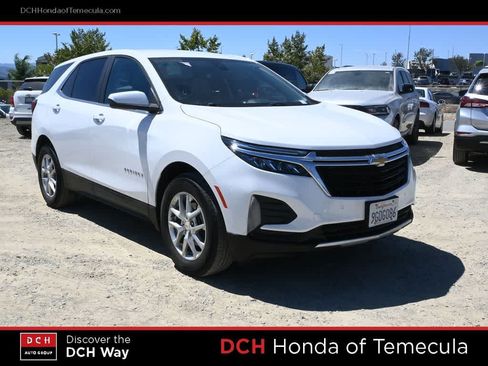 Used 2023 Chevrolet Equinox LT w/ Driver Convenience Package FWD image 3