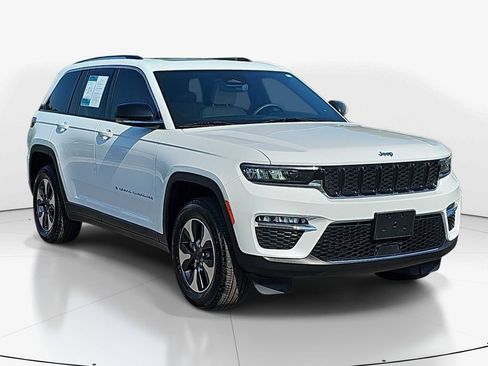 Used 2022 Jeep Grand Cherokee Limited 4xe AWD/4WD image 3